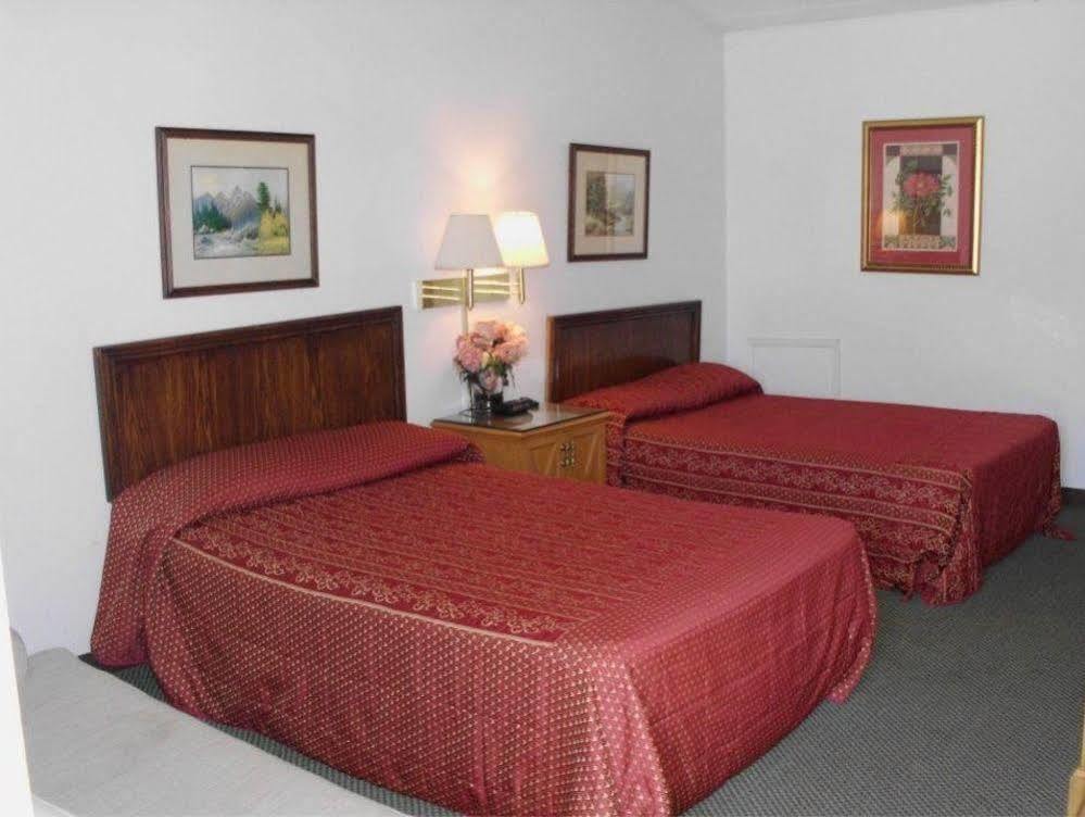 Underwood Motel エクステリア 写真